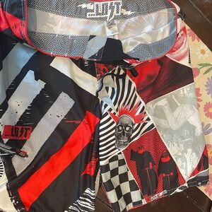 Board shorts